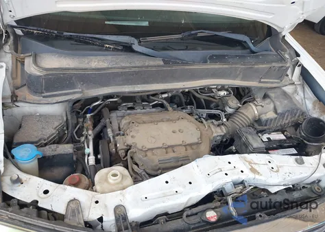 2013 Honda Pilot Touring z USA, uszkodzony, nr VIN 5FNYF4H92DB054905